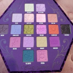 Jeffree star blood lust palette